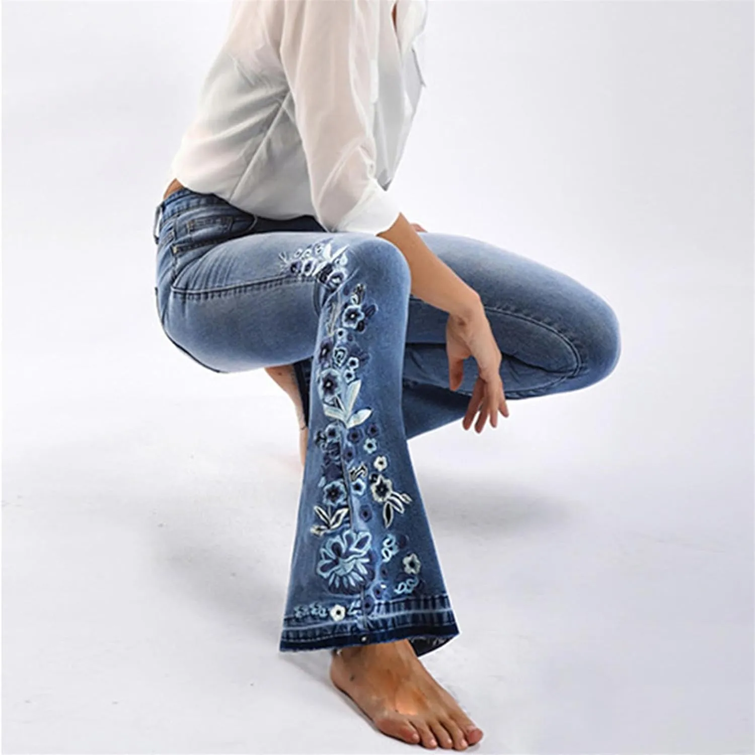 Andongnywell Women's Floral Embroidered Mid Rise Flare Denim Pants Embroidery Bell Bottom Jeans Trousers