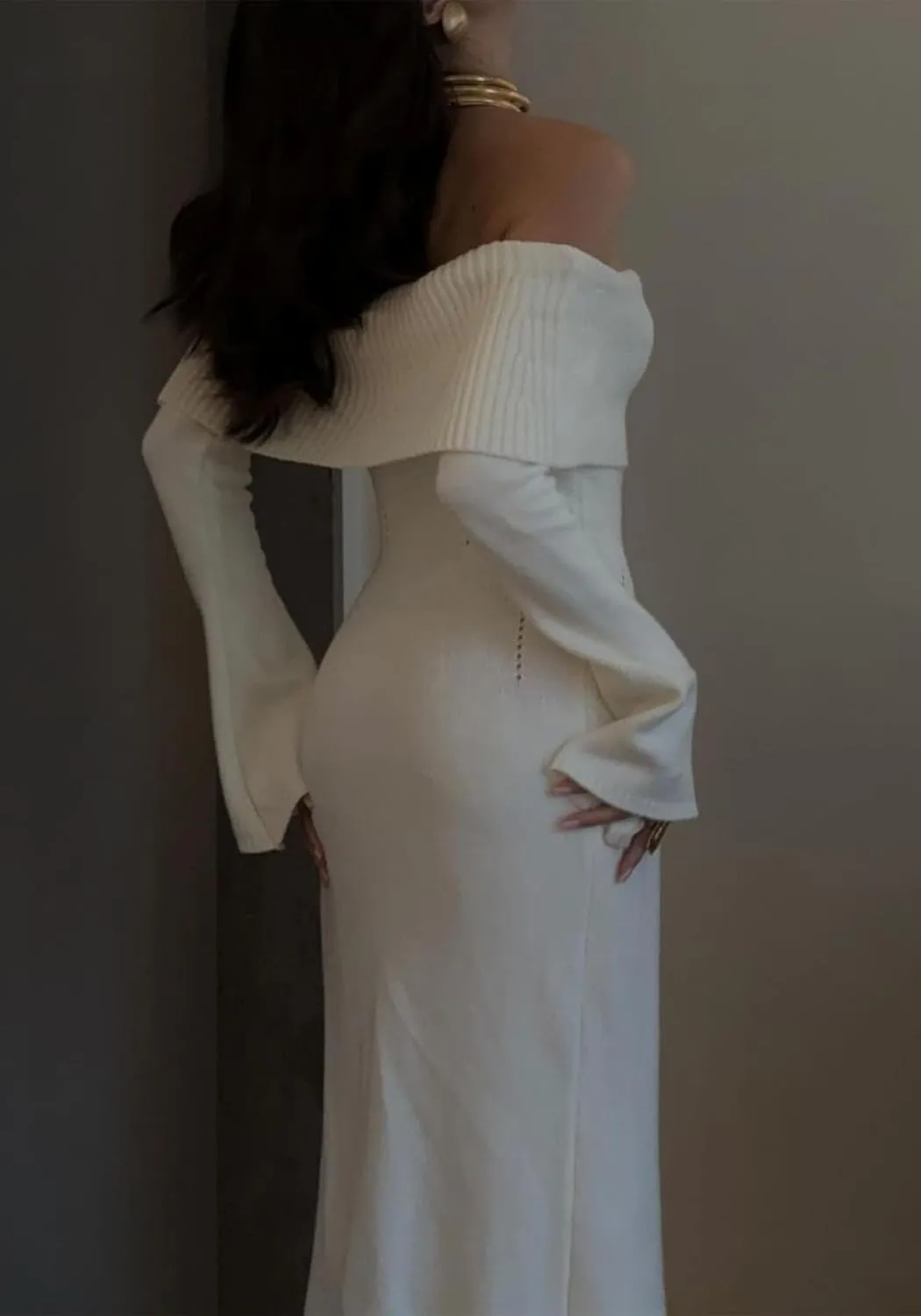LETSVDO Women's Off The Shoulder Sweater Dress Long Sleeve Bodycon Knit Ribbed Sexy Party Maxi Dresses