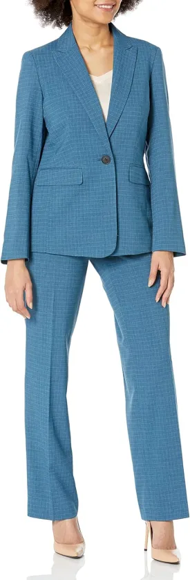 Women's Petite Jacket/Pant Suit