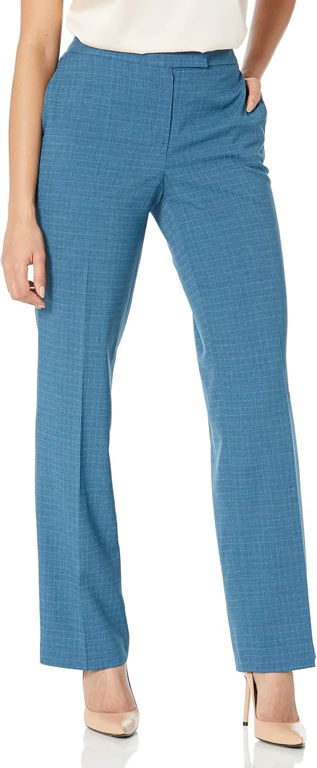 Women's Petite Jacket/Pant Suit